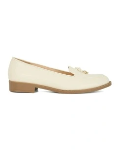 Globals Loafer in Ivory
