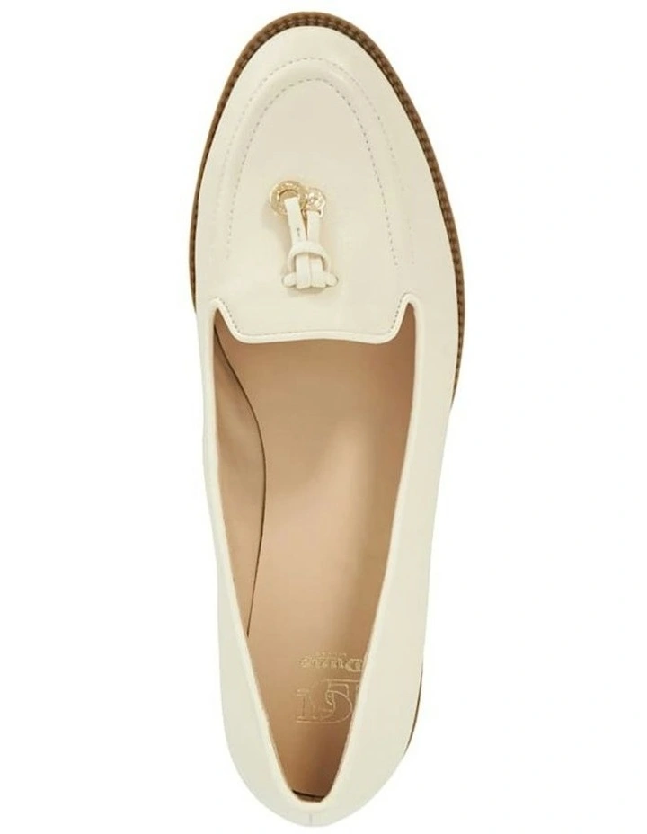 Globals Loafer in Ivory image 3