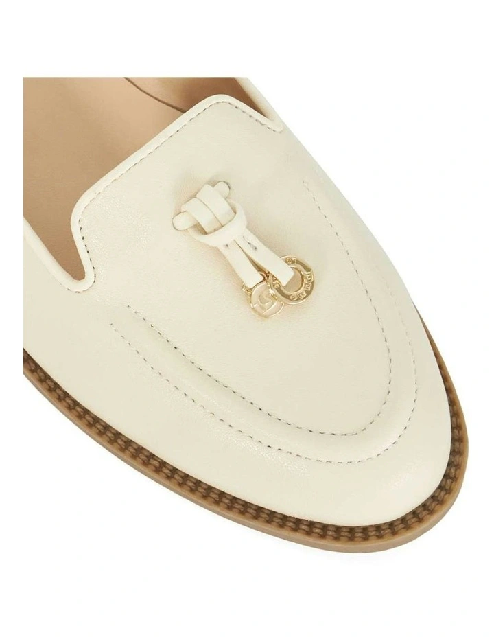 Globals Loafer in Ivory image 5