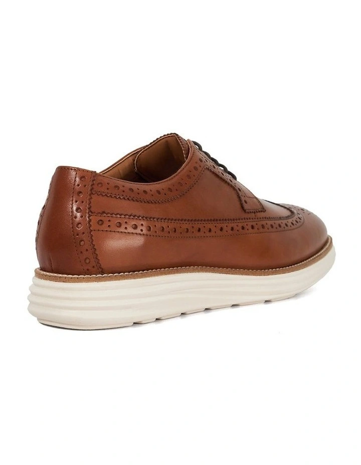Bodhis Lace Up in Tan image 4