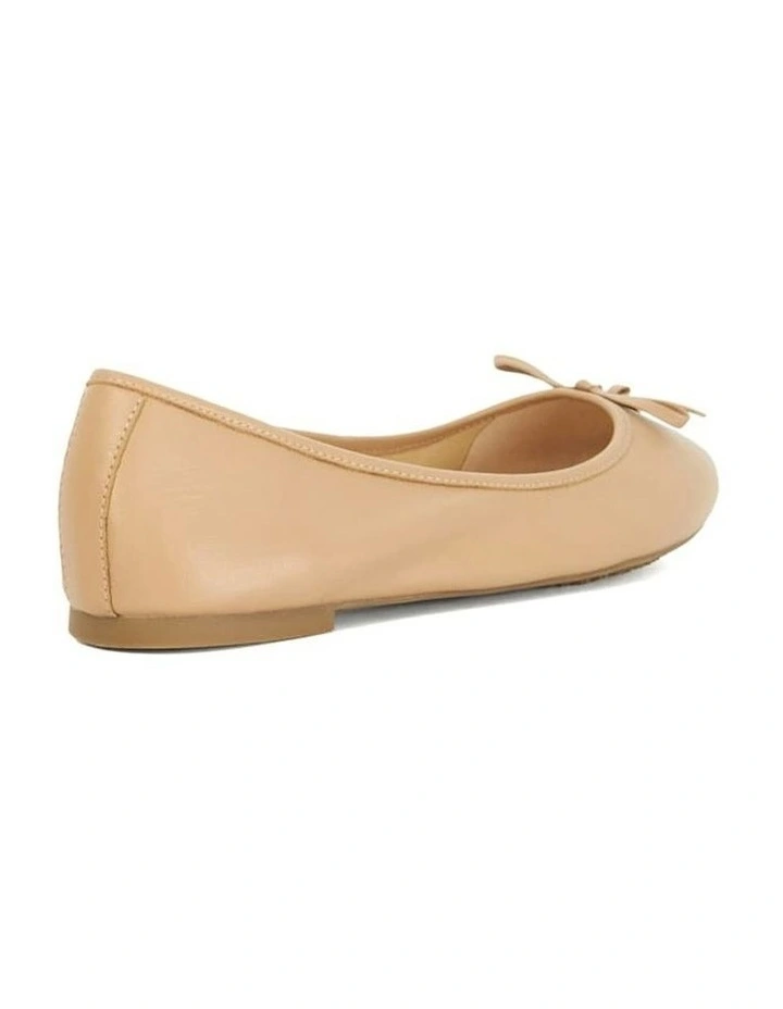 Harpington Ballet Flat In Camel image 4