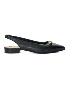 Honour Flat in Black