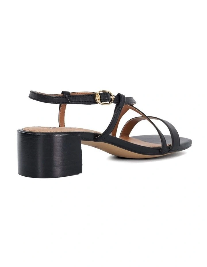 Jaskelle Sandal in Black image 4