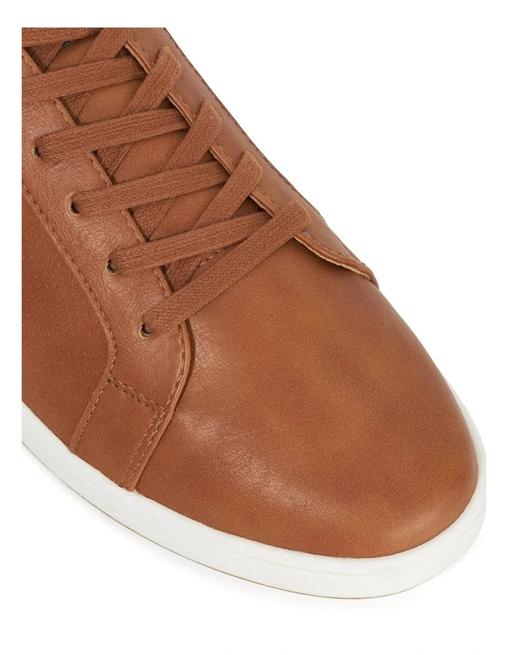 Tezzy Trainer in Tan image 5
