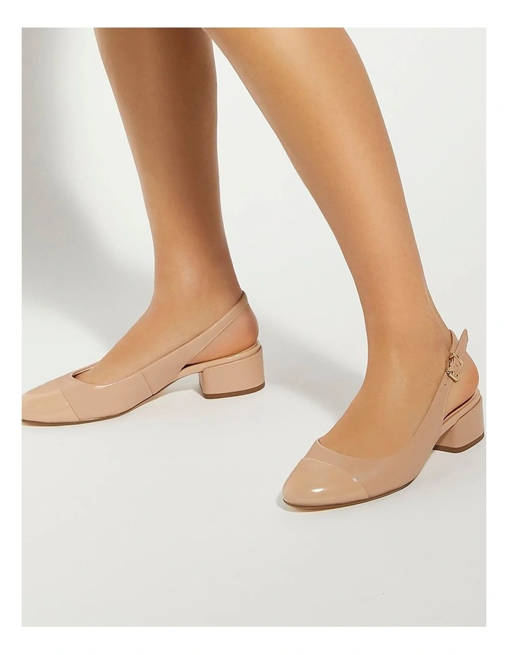 Casing Low Block Heel In Blush image 2