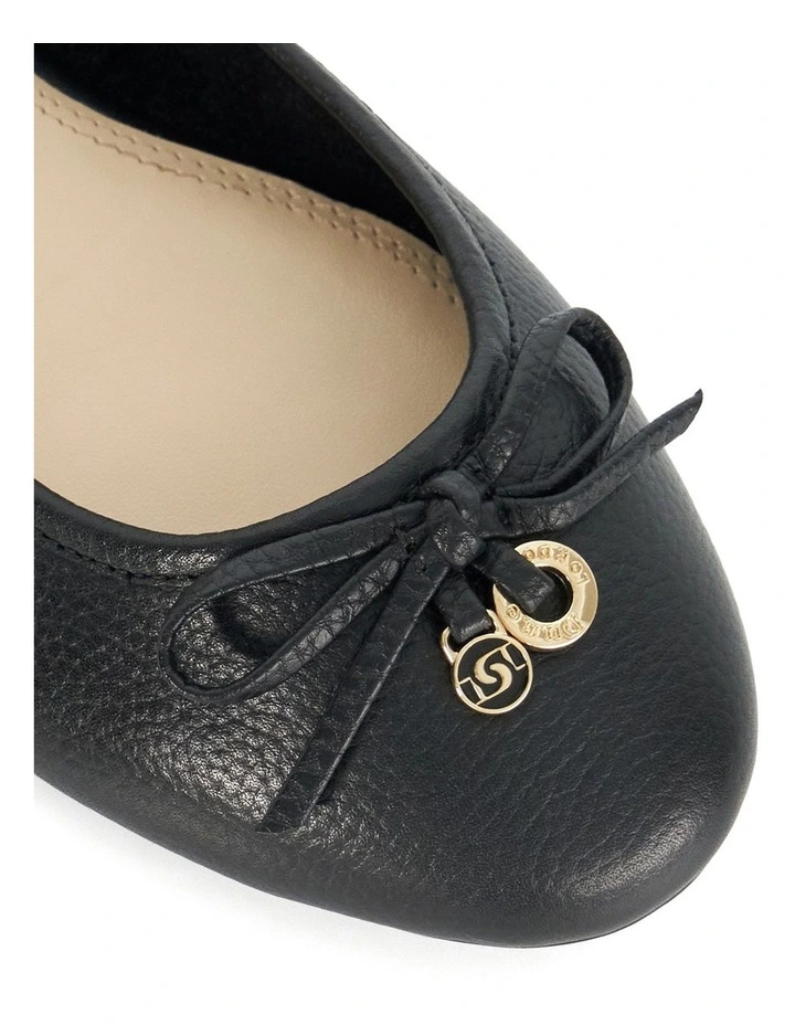 Harpington Ballet Flat In Black image 5