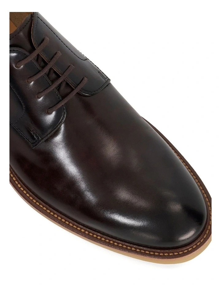 Banford Loafer in Brown image 5