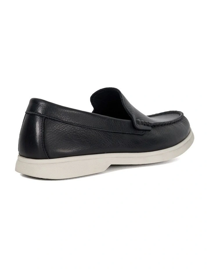 Buftonn Slip On in Black image 4