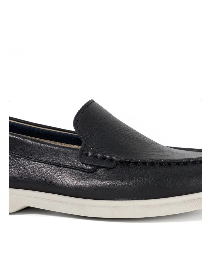 Buftonn Slip On in Black image 5