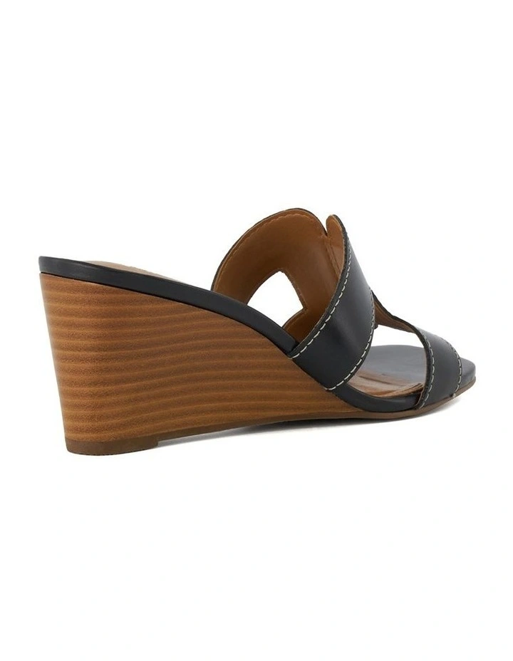 Koupe Wedge In Black image 4