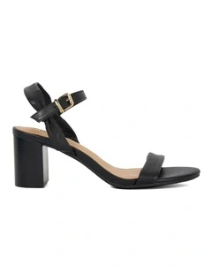 Jaliz Heeled Sandal in Black
