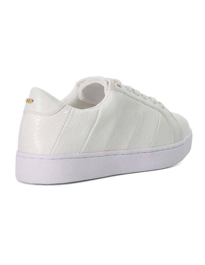 Eilans Trainers In White image 4