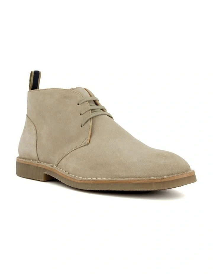 Cashed Boots In Taupe image 3
