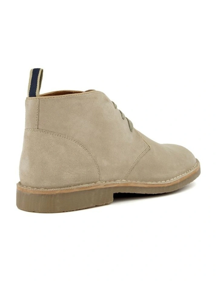 Cashed Boots In Taupe image 5