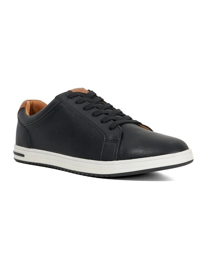 Tezzy Trainer In Black image 2