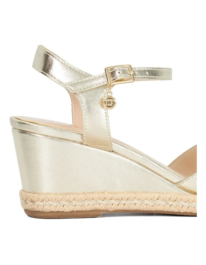 Kindal Wedge in Gold image 5