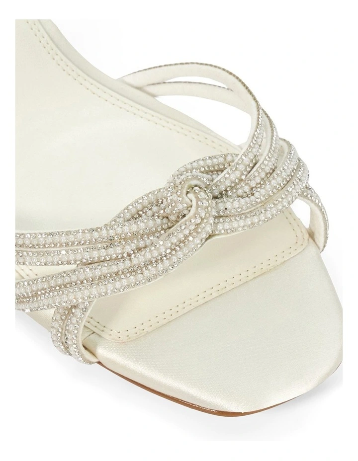 Moments Slingback Heel in Ivory image 5