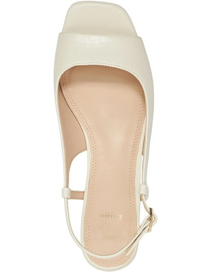 Hamptonns Slingback Flat Shoe in Cream image 3