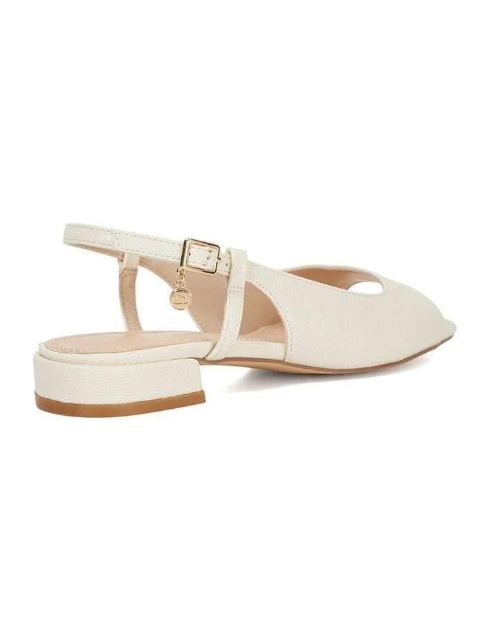 Hamptonns Slingback Flat Shoe in Cream image 4