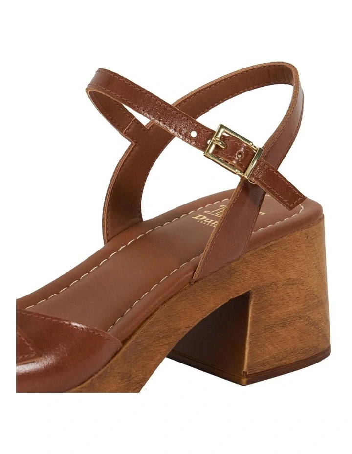 Jeane Low Mid Heel image 6