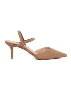 Classical Y Back Court Pumps in Caramel