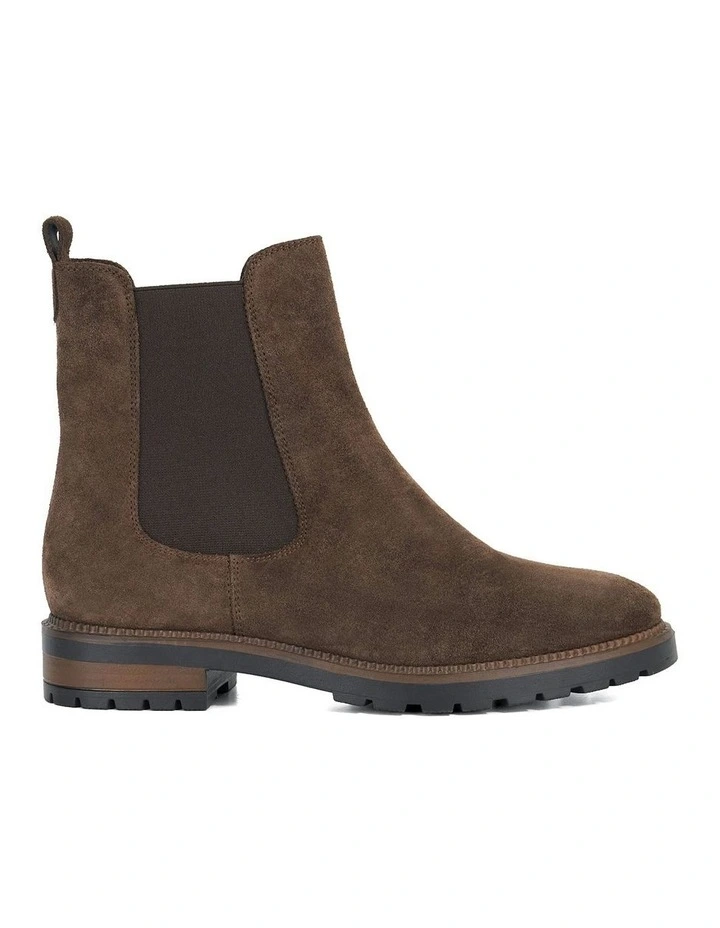 Poema Chelsea Boot in Brown image 1