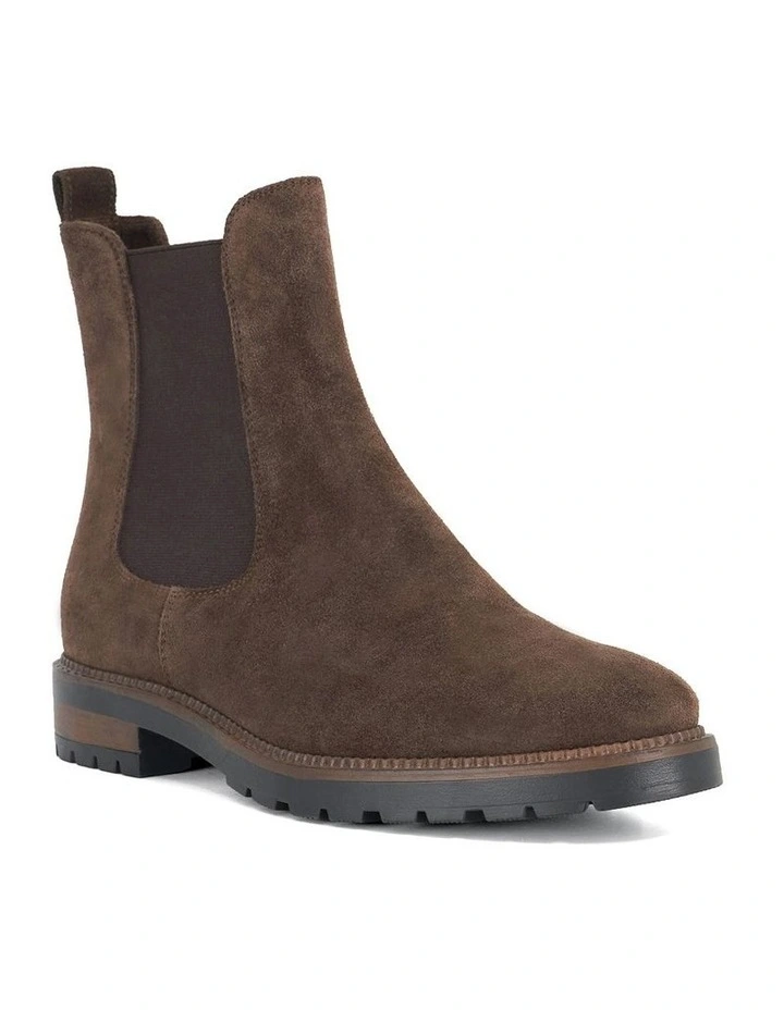 Poema Chelsea Boot in Brown image 3