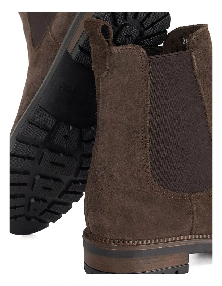 Poema Chelsea Boot in Brown image 6