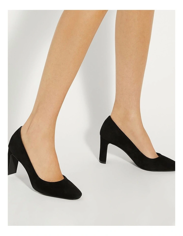 Arriving Mid Block Heel in Black image 2