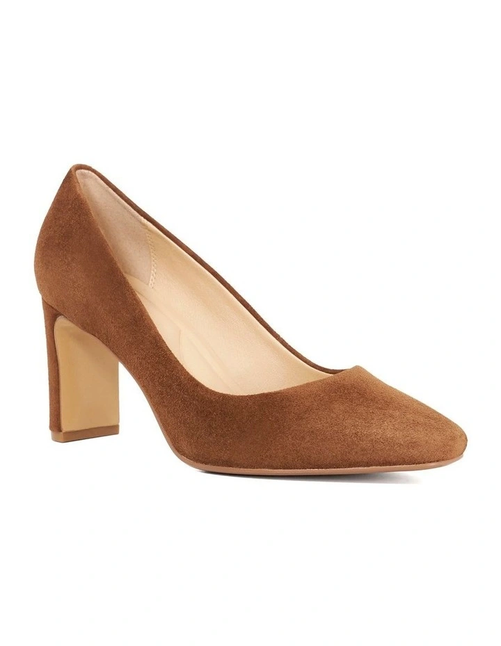 Arriving Mid Block Heel in Tan image 2