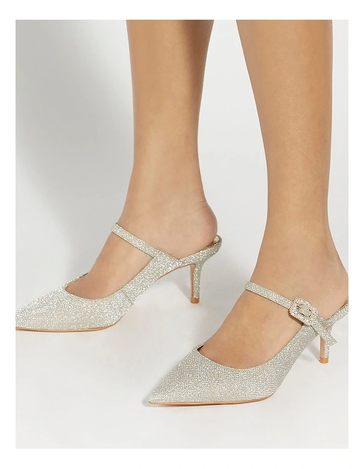 Chronicles Open Mule in Gold image 2