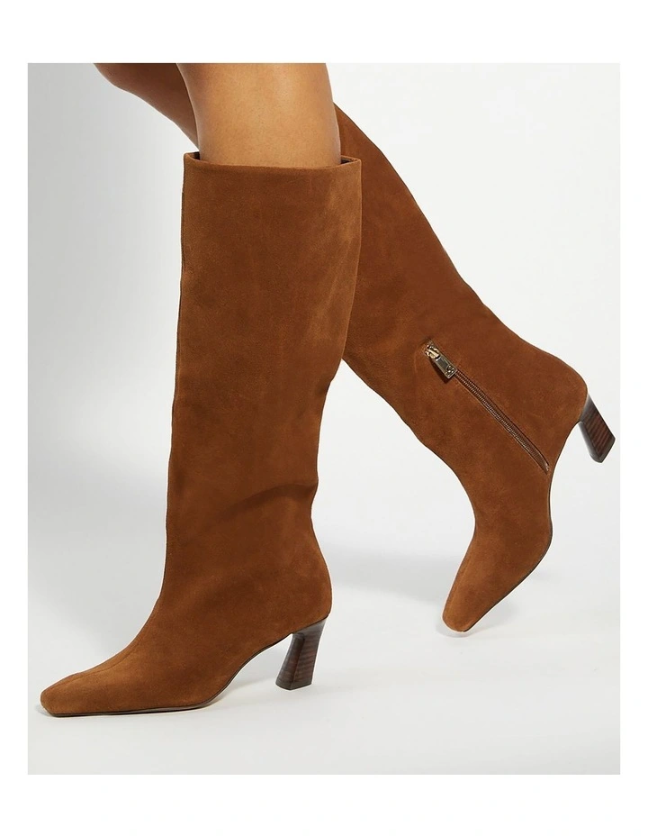 Selinni Boot in Dark Tan image 2