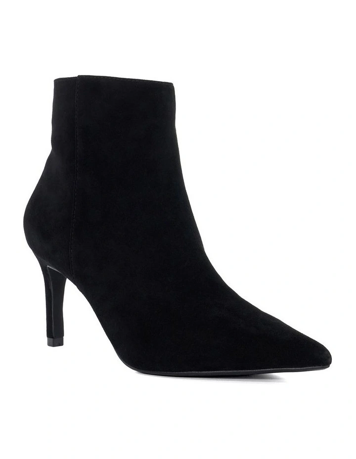 Obsessively Ankle Boot In Black image 3