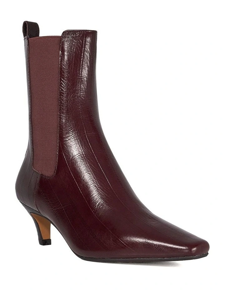 Odele Angle Heel Boot In Red image 3