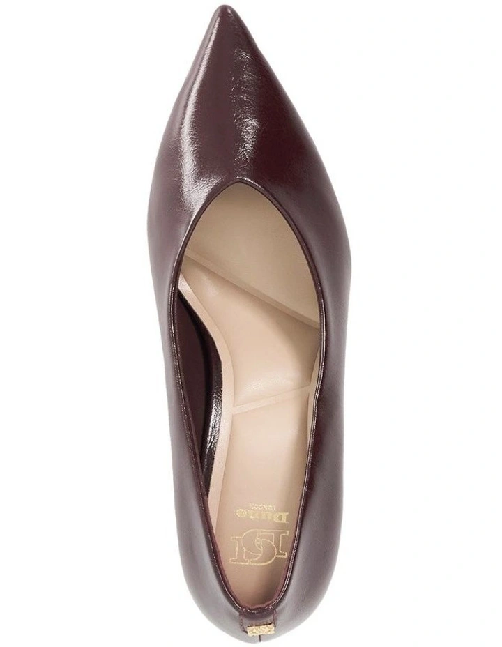 Breezes Pump in Burgundy image 3