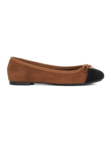Chestnut M colour