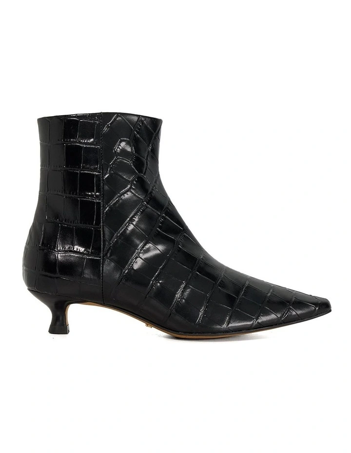Odore Chisel Toe Ankle Boot in Black image 1