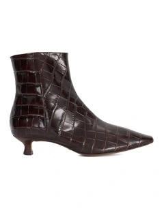Odore Chisel Toe Ankle Boot in Brown