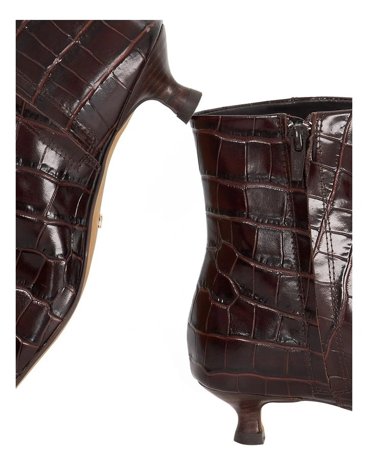 Odore Chisel Toe Ankle Boot in Brown image 6