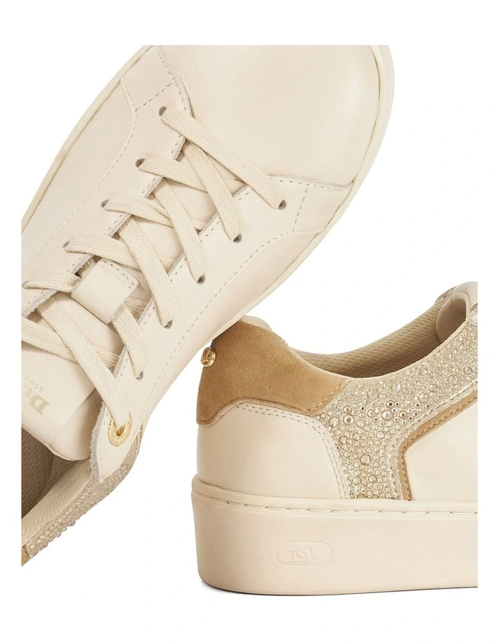 Elli Flatform Shoe in Cream image 6