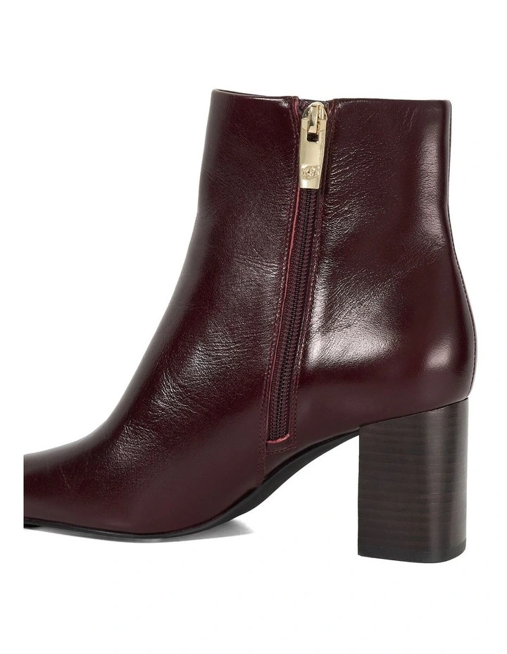 Panamas Ankle Boots in Burgundy image 5