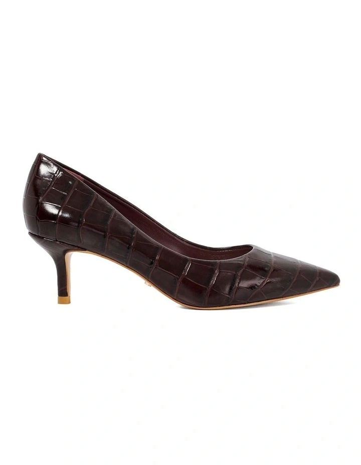 Arianna Pump in Burgundy image 1