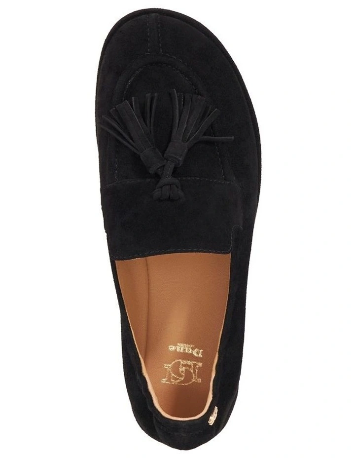 Grounding Tassel Loafer in Black image 4