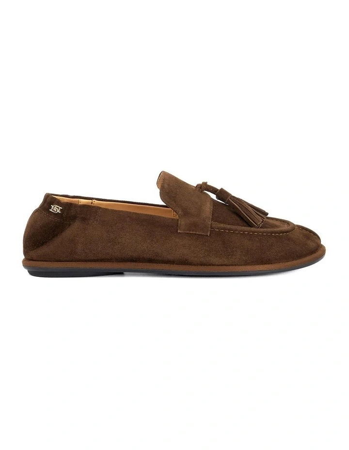 Grounding Tassel Loafer in Brown image 1