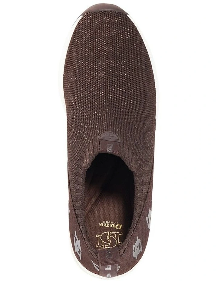 Elevates Knit Runner in Brown image 3