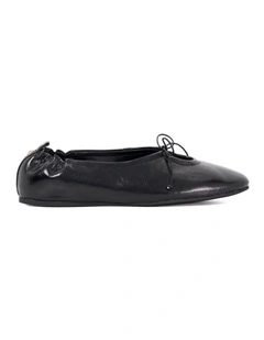 How High Vamp Ballet Flat In Black