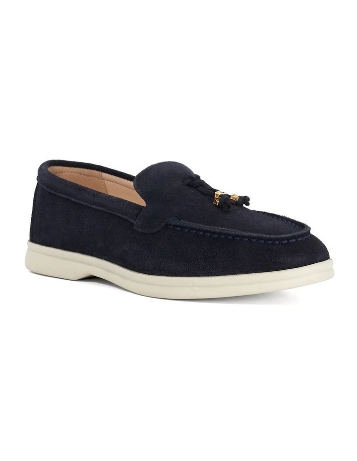 Gasil Loafer In Navy image 2