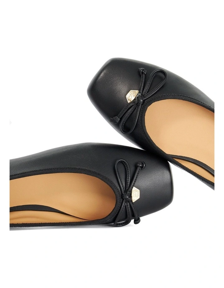 Harllowe Ballet Flat In Black image 5