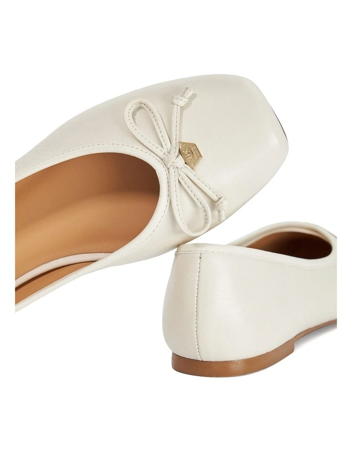 Harllowe Ballet Flat In Ecru image 5