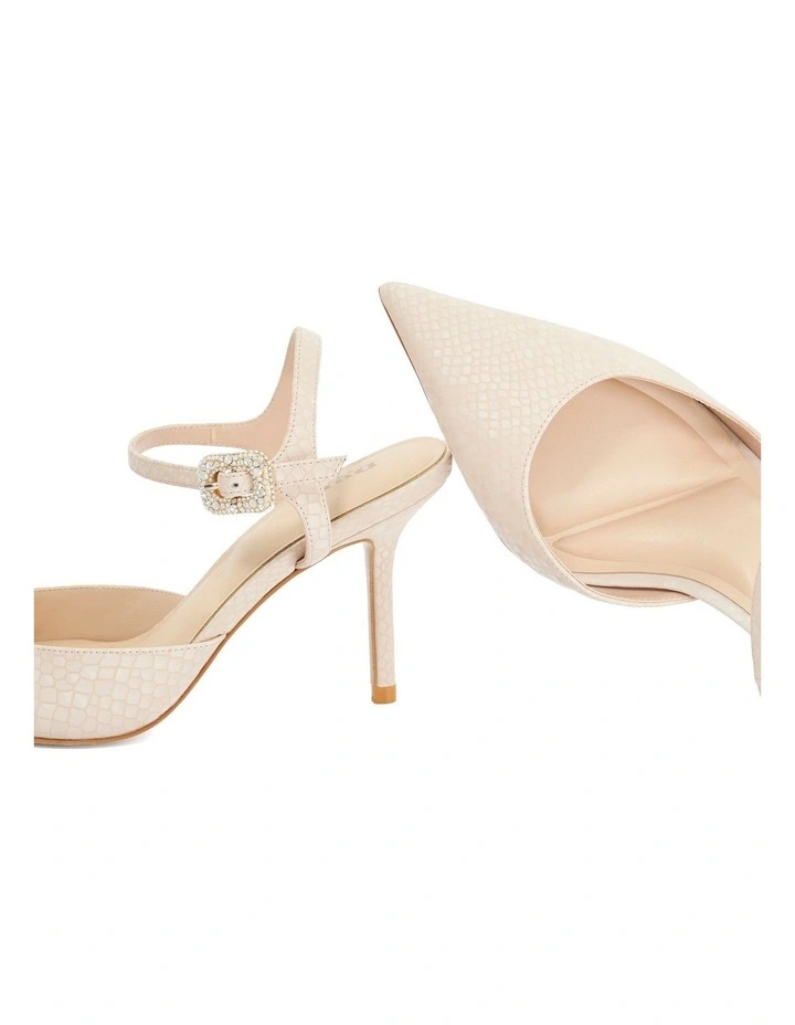 Channel Court In Blush image 5